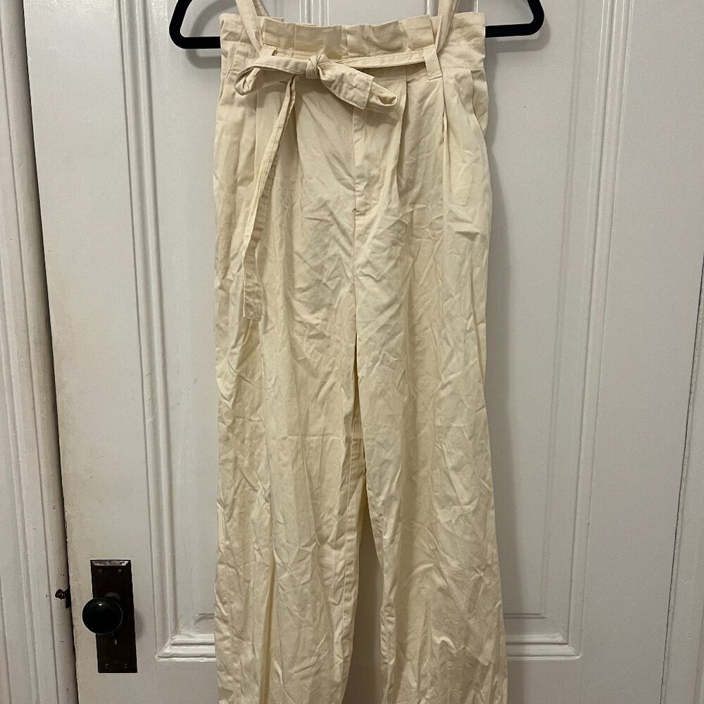 Everlane cream trouser with belt and elastic waist